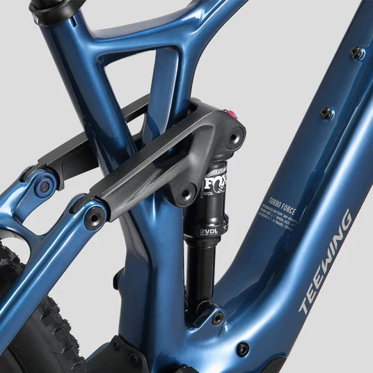 Teewing Turbo Force XT carbon wiht rear fox shock.